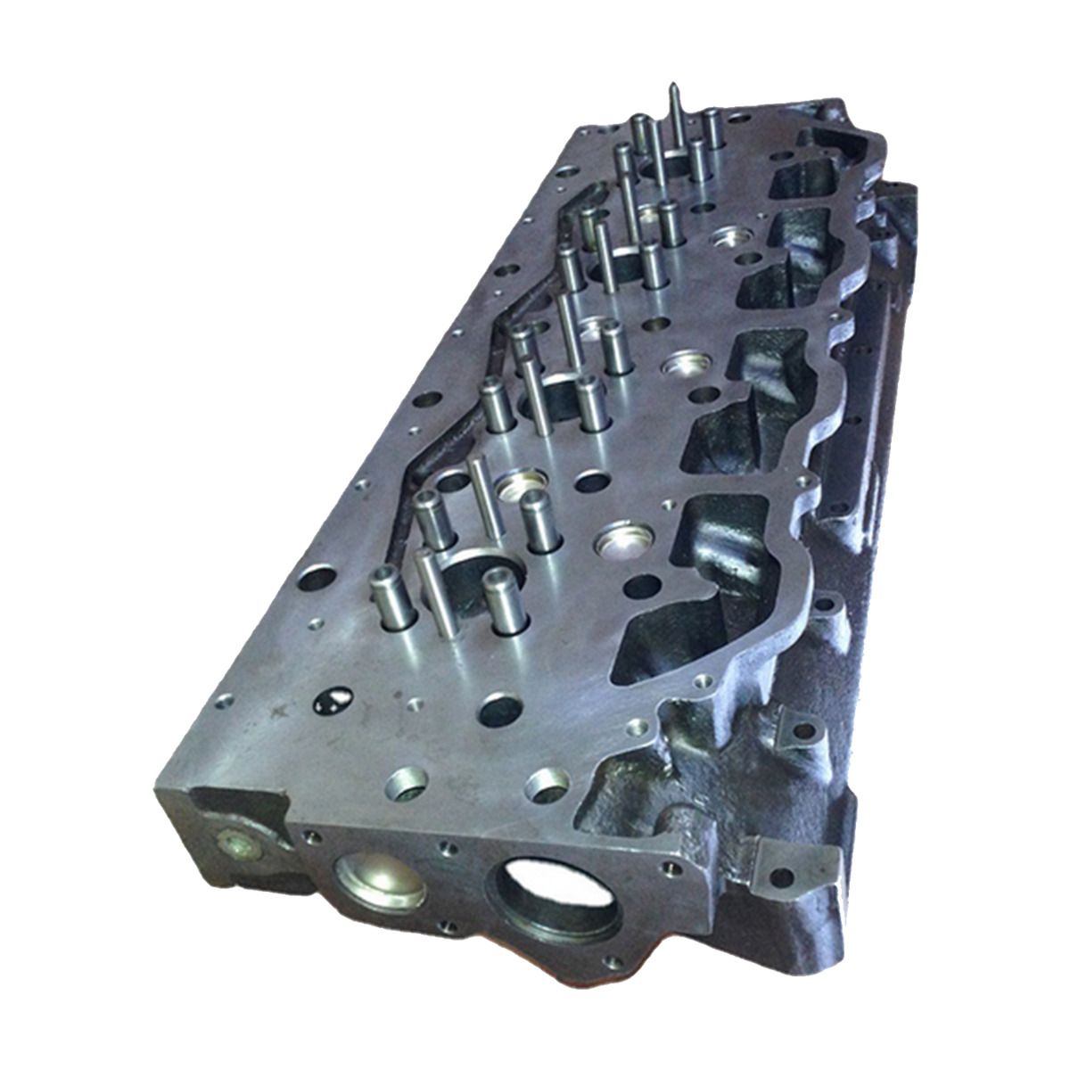 7N0858 New Cylinder Head without valves