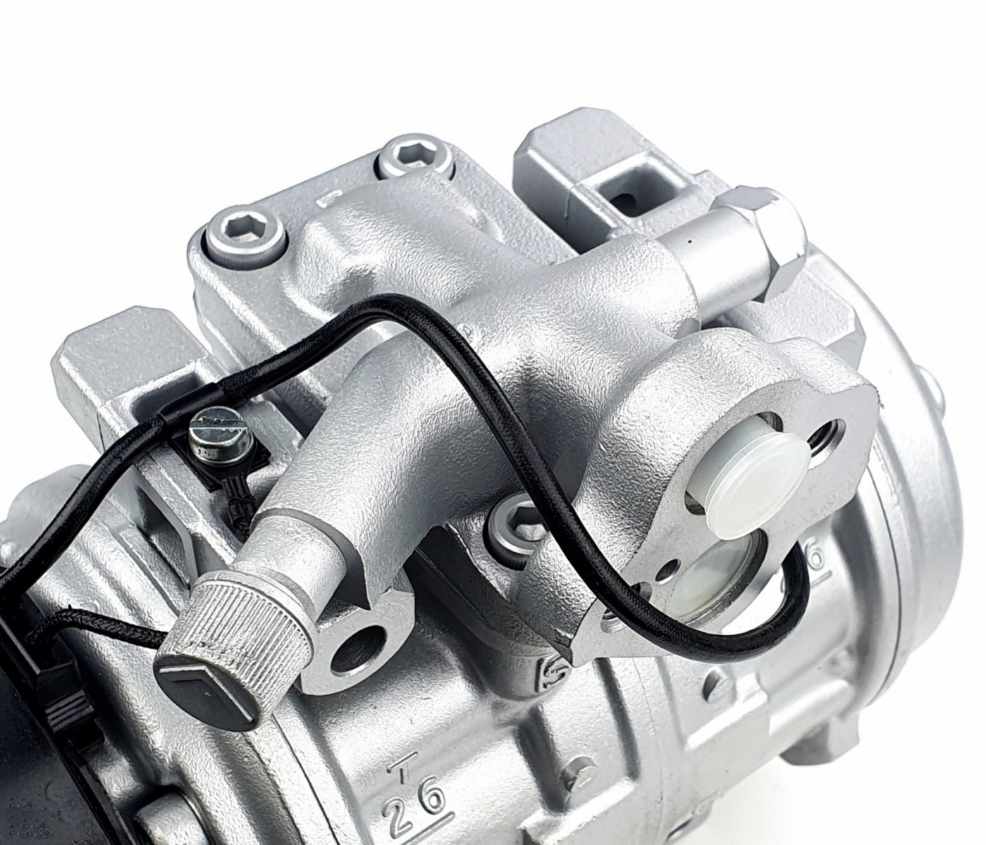 MR175655 12V Refurbished AC Compressor