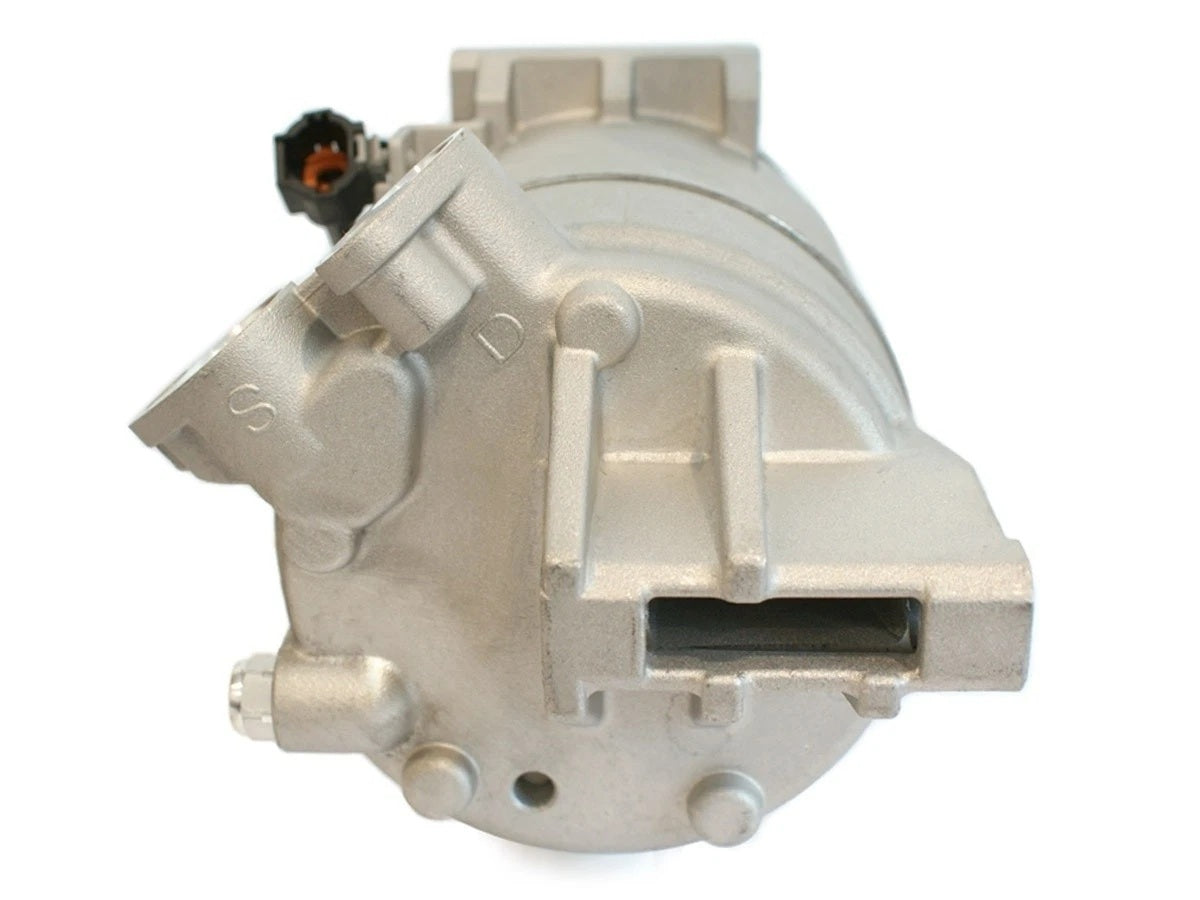 Z0008557A 12V New AC Compressor