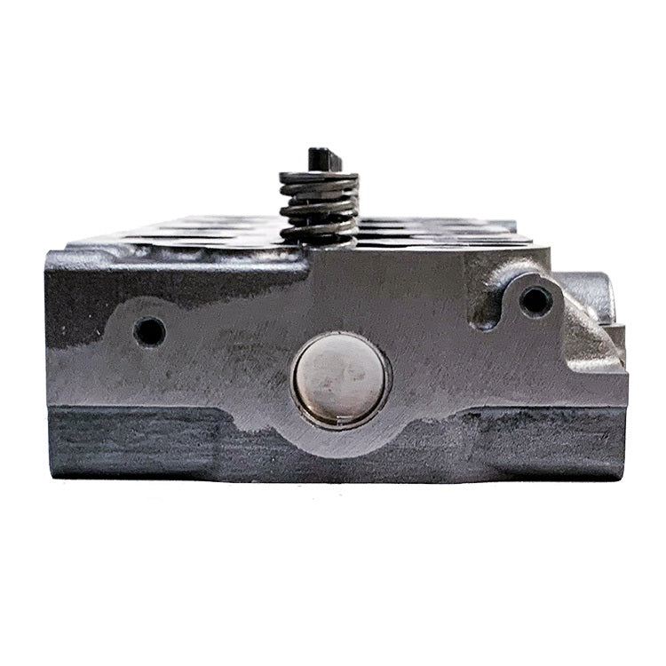 02634866 New Cylinder Head with valves
