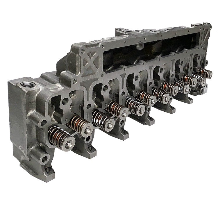 6735111020 New Cylinder Head with valves
